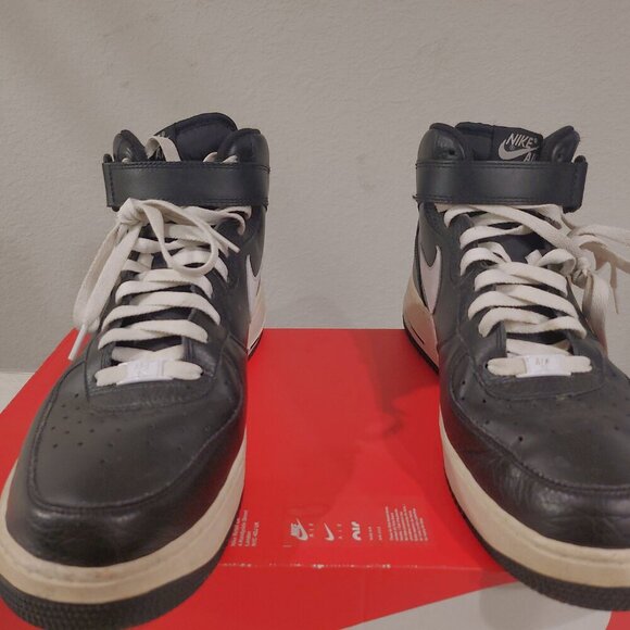 Nike Air Force 1 Mid '07 Black 2011 US Men's size 11 315123-010 without box RARE - Picture 7 of 12